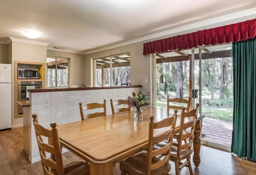 The Grove Distillery & Brewery