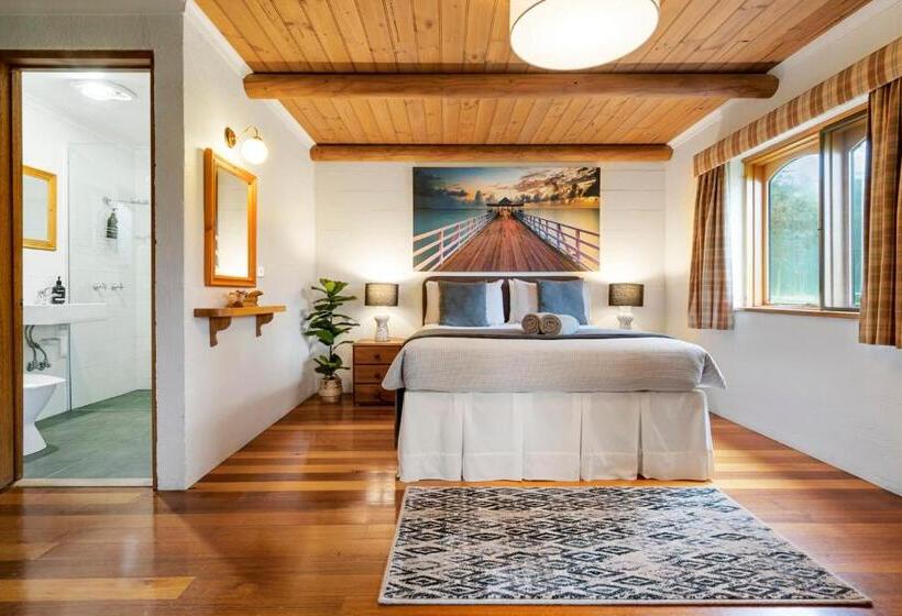 Bed and Breakfast Herons Rise Vineyard Accommodation