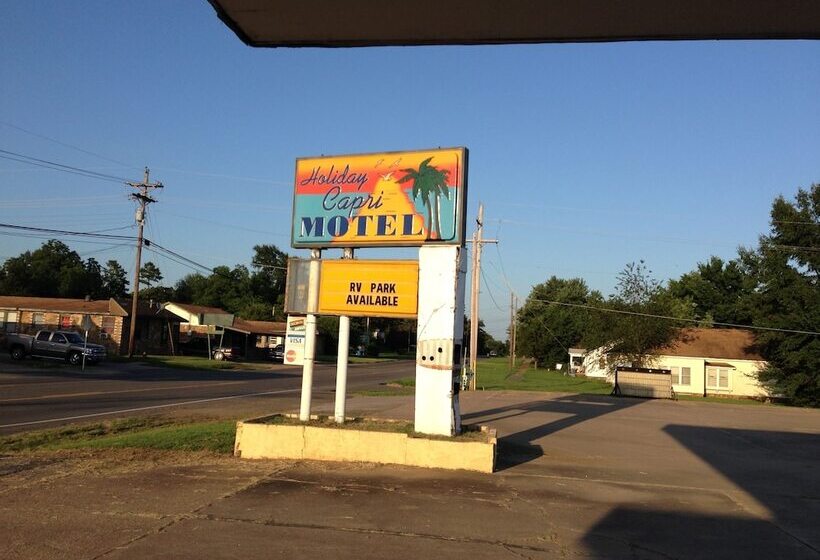 Holiday Capri Motel