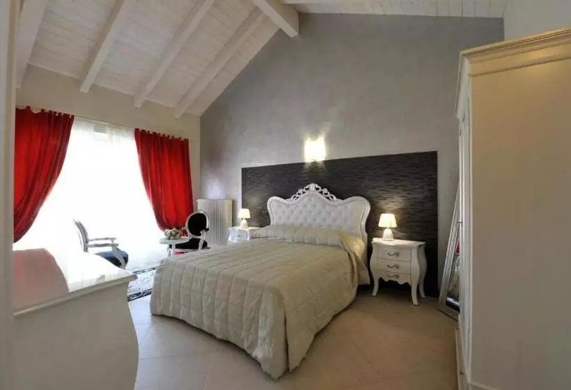 ホテル Agriturismo Cascina Varìe