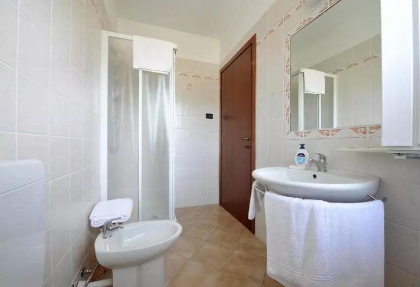 ホテル Agriturismo Cascina Varìe