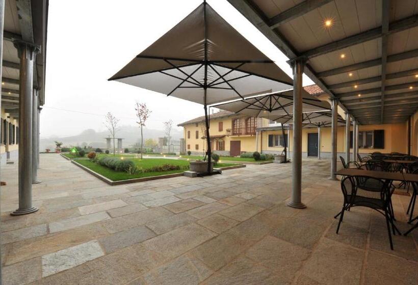 호텔 Agriturismo Cascina Varìe