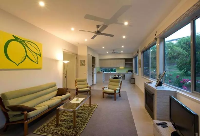 Majatalo Limetree Hideaway