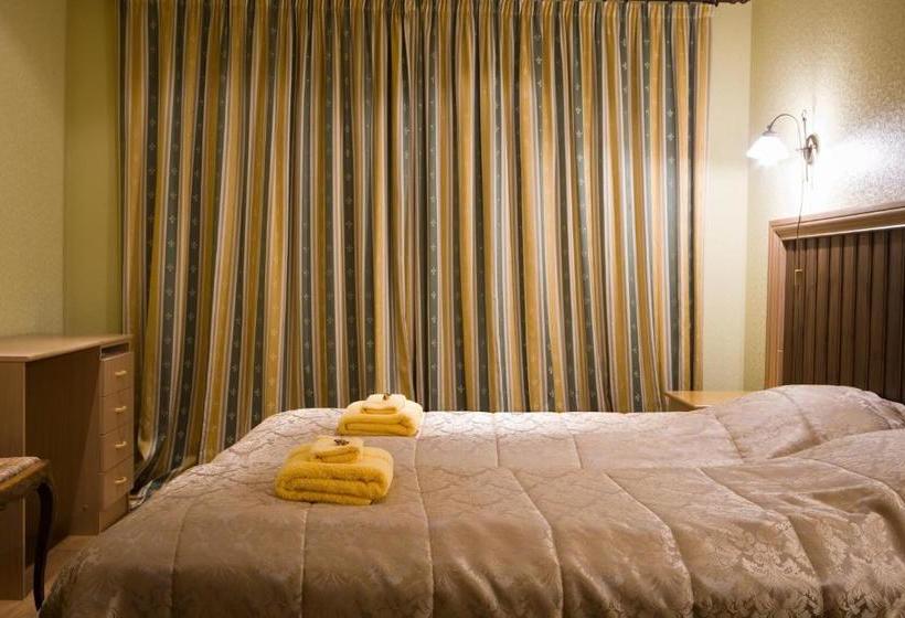 پانسیون Posti Hostel