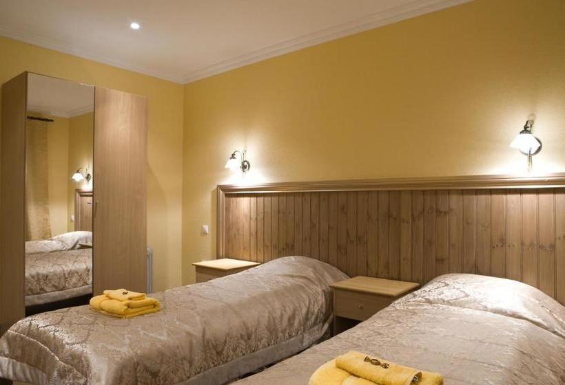 پانسیون Posti Hostel