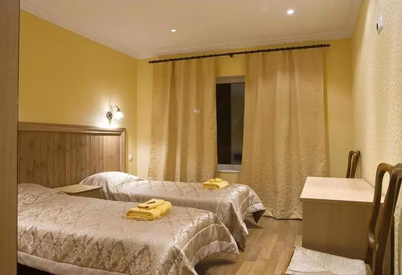 پانسیون Posti Hostel