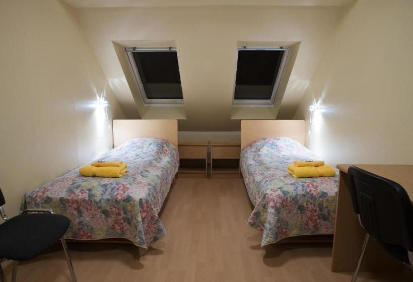 پانسیون Posti Hostel