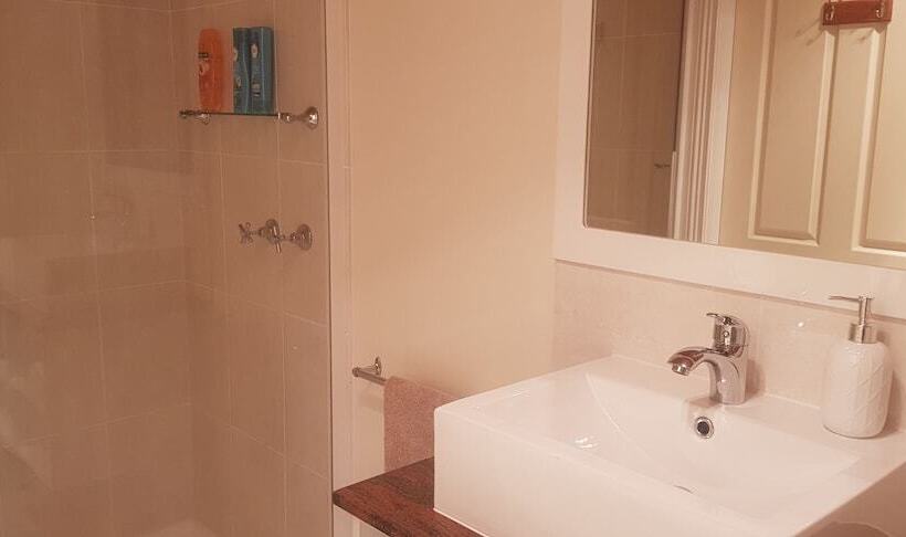 ペンション Richmond Barracks