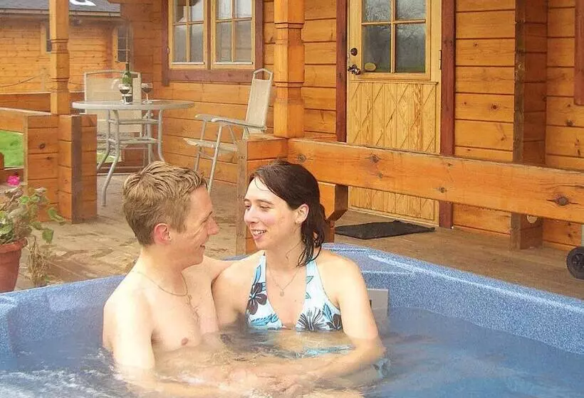 Lomakeskus Home Farm