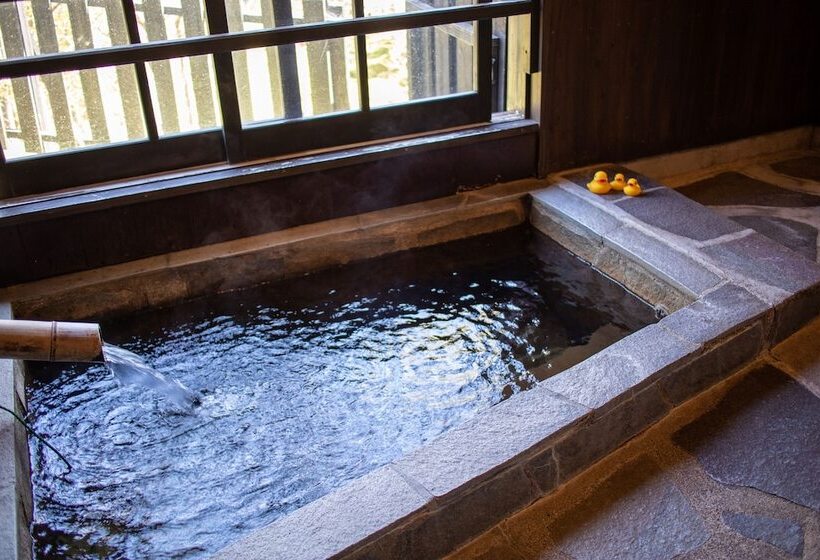 ריוקאן Nanakamado