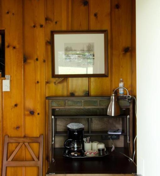 فندق صغير Ludington Blue Spruce Inn