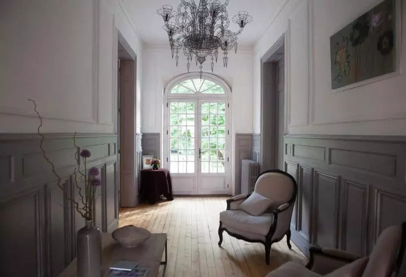 Aamiaismajoitus (B&B) Chambres D'hotes La Chartreuse Des Eyres