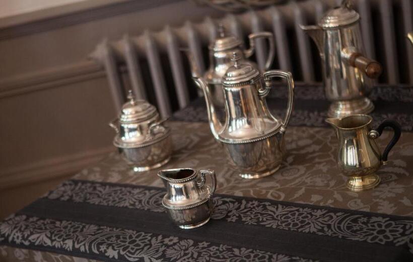 住宿加早餐 Chambres D'hotes La Chartreuse Des Eyres