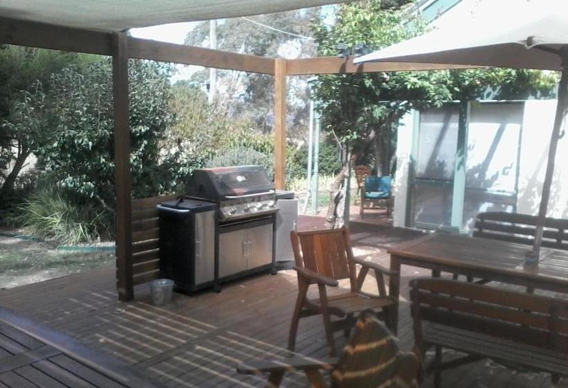 צימר Friends In Harcourt North