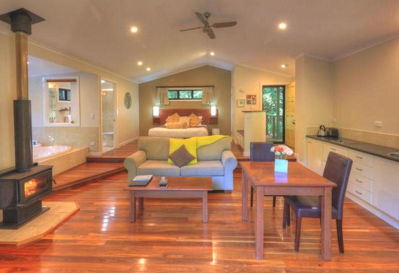 ベッドアンドブレックファースト Montagues Of Montville