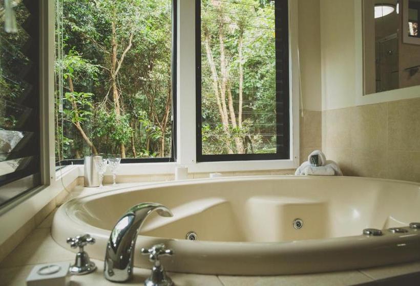 ベッドアンドブレックファースト Montagues Of Montville