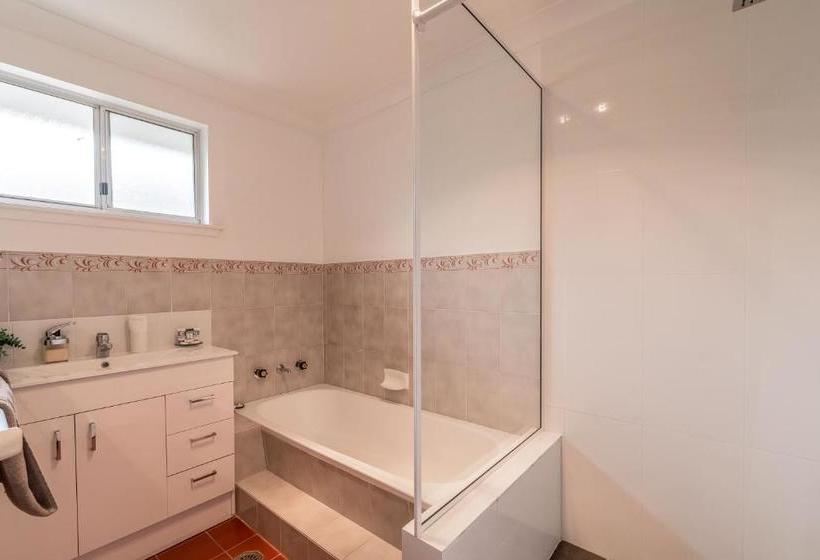 Cole House Apartments