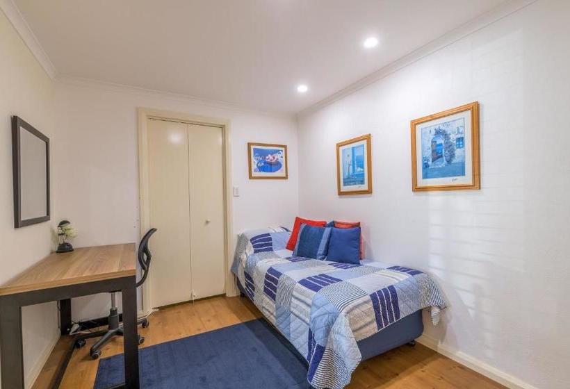 Cole House Apartments