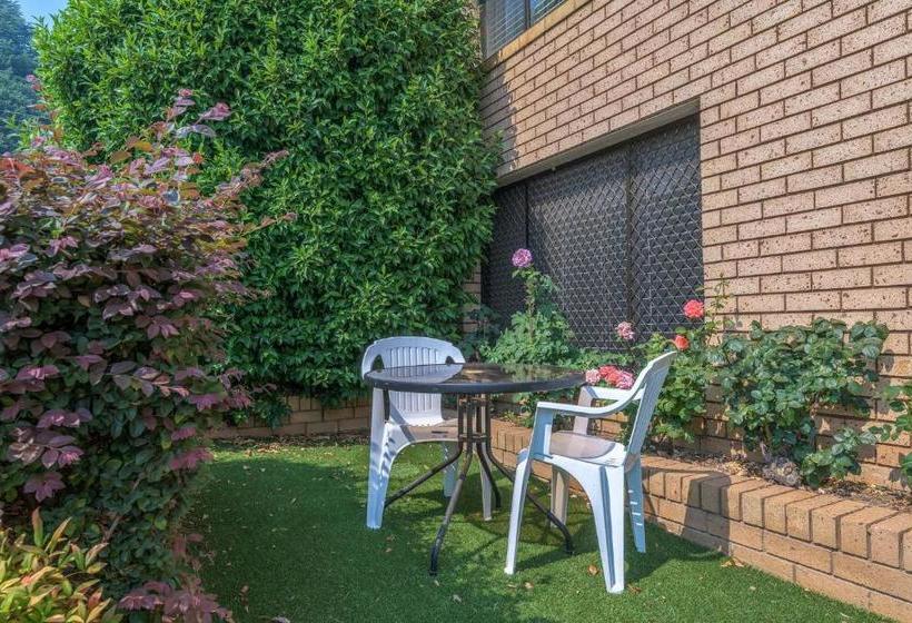 Cole House Apartments