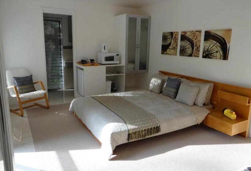 Eumundi Yacht Club B&b