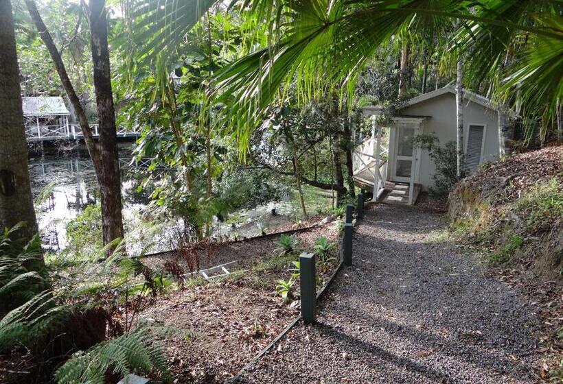 Eumundi Yacht Club B&b