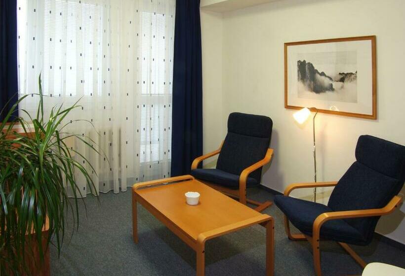 בית מלון כפרי Centrum Brno