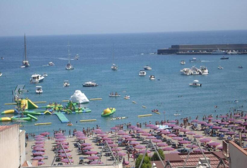 בית מלון כפרי La Rusticana