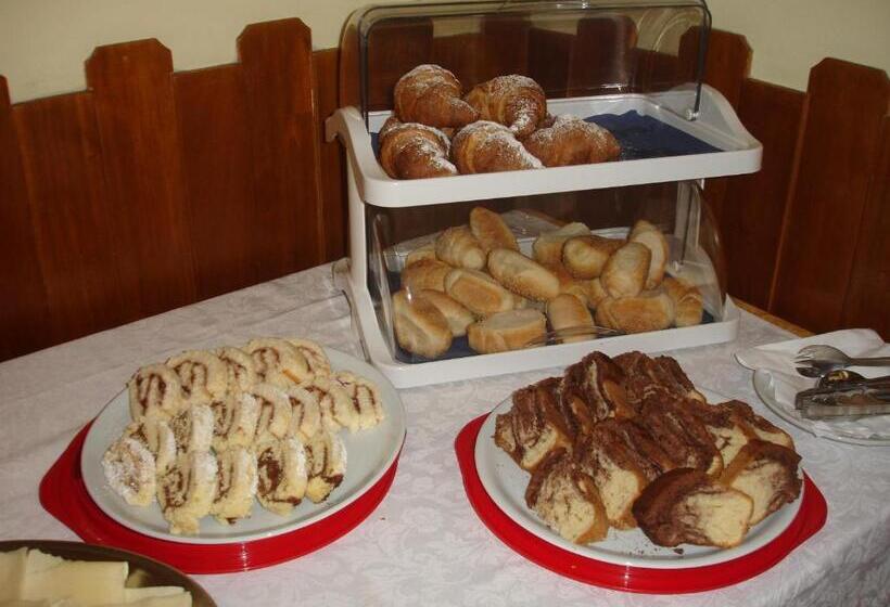 בית מלון כפרי La Rusticana