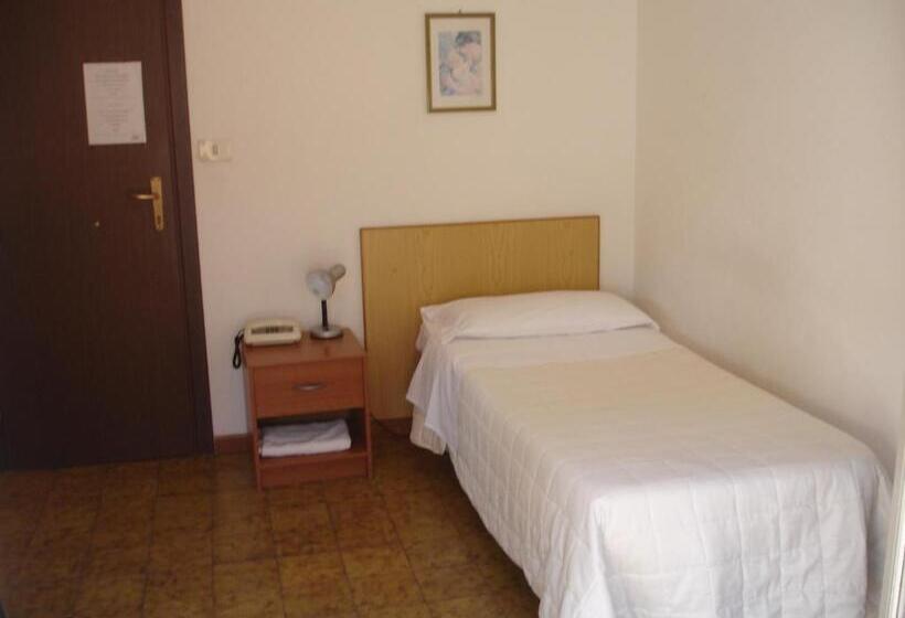 בית מלון כפרי La Rusticana