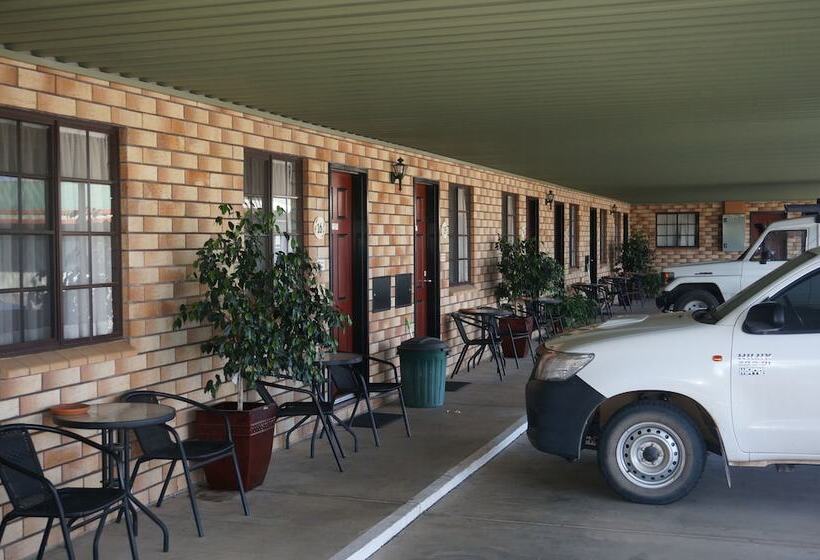 Miles Outback Motel