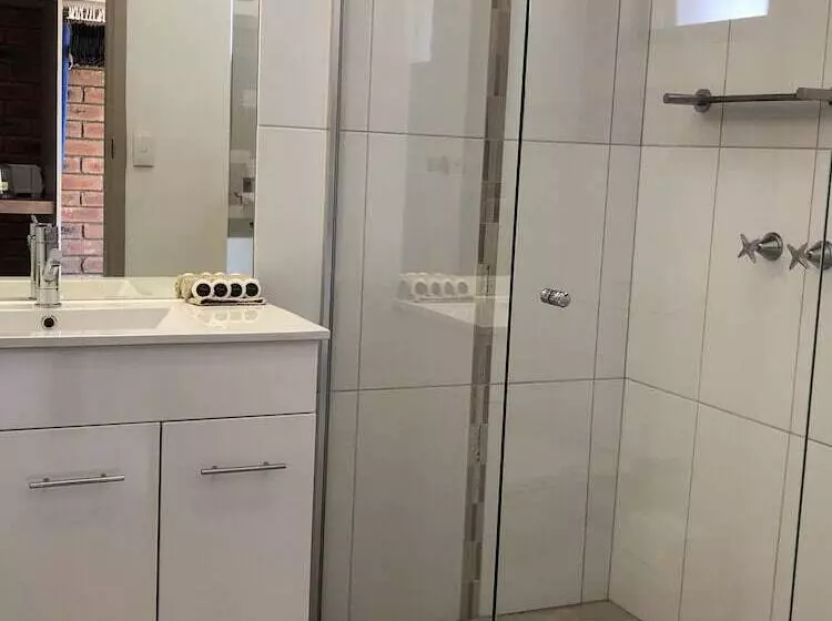 モーテル Jolly Swagman Motor Inn Euroa