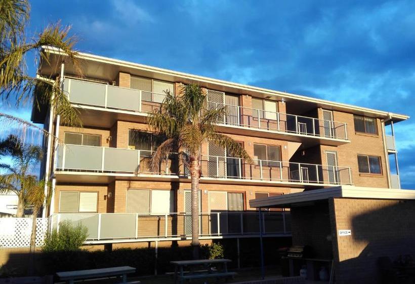 Narooma Palms Holiday Apartments