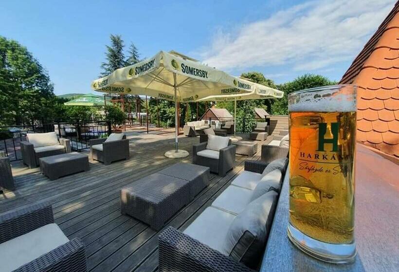 No Stress Panzió Pizzéria Sporttábor