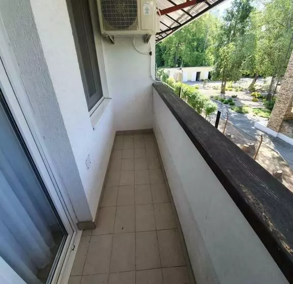 No Stress Panzió Pizzéria Sporttábor