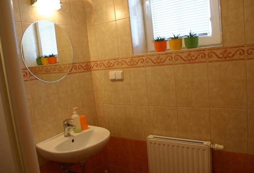 ペンション Apartmány Záhořovo Lože