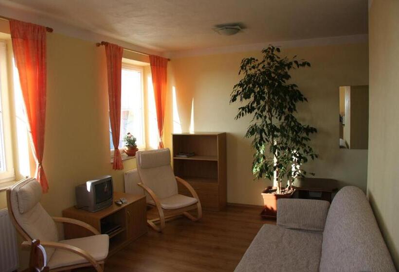 ペンション Apartmány Záhořovo Lože