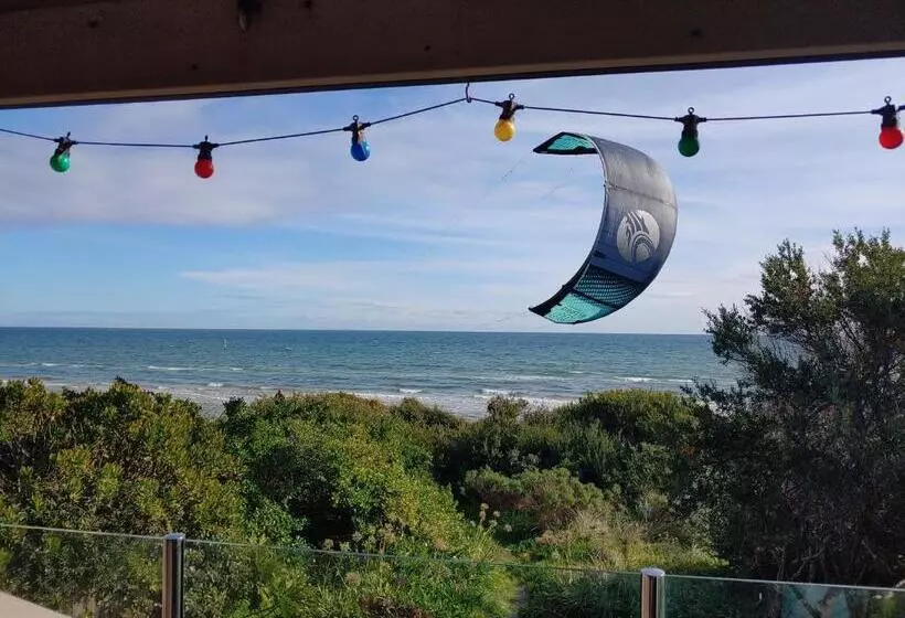 ペンション Award Winning Beach Front Retreat