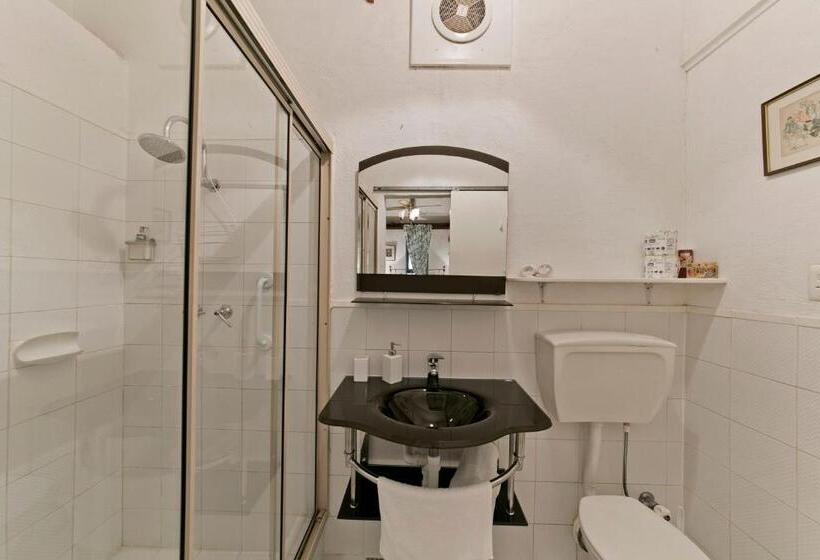 膳宿费 Hillside Country Retreat