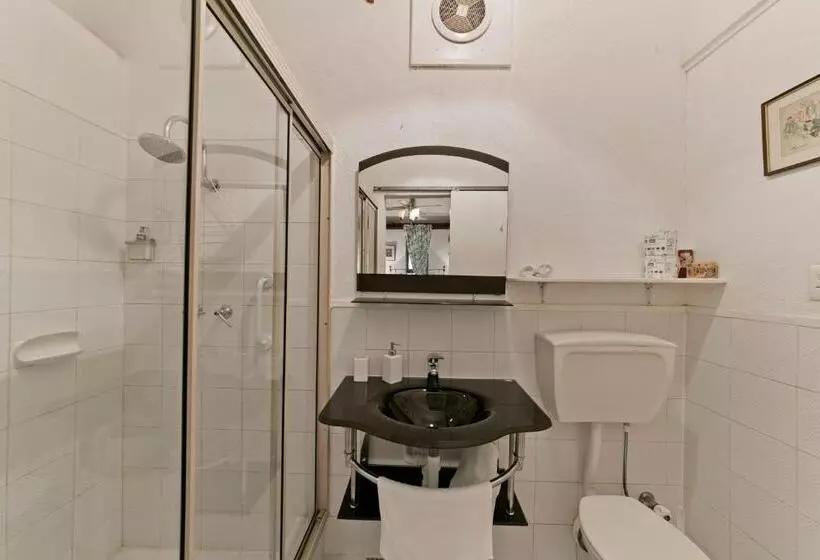 ペンション Hillside Country Retreat