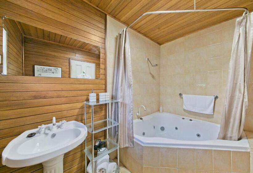 膳宿费 Hillside Country Retreat