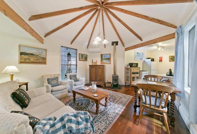 膳宿费 Hillside Country Retreat