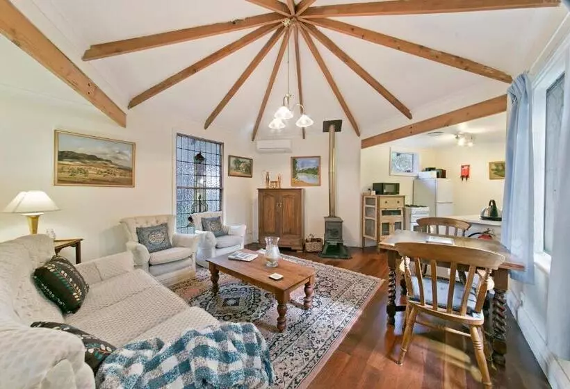 ペンション Hillside Country Retreat