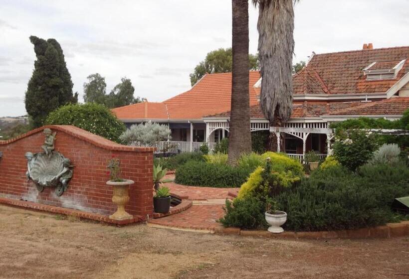 膳宿费 Hillside Country Retreat