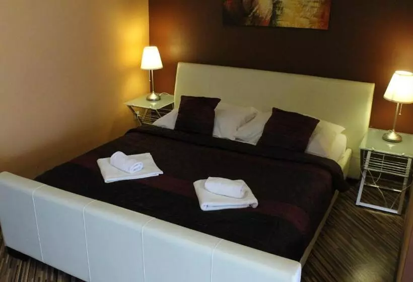 Majatalo Penzión Hellene