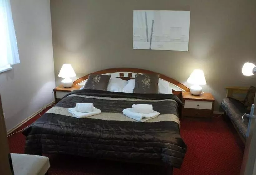 Majatalo Penzión Hellene