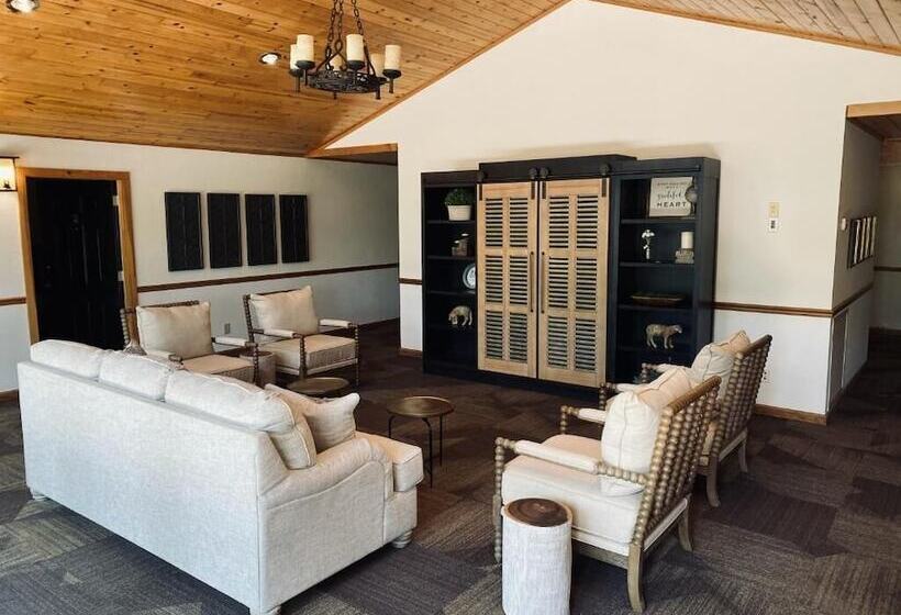 הוסטל Sylvan Valley Lodge & Cellars