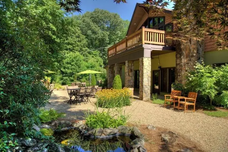 Retkeilymaja Sylvan Valley Lodge & Cellars