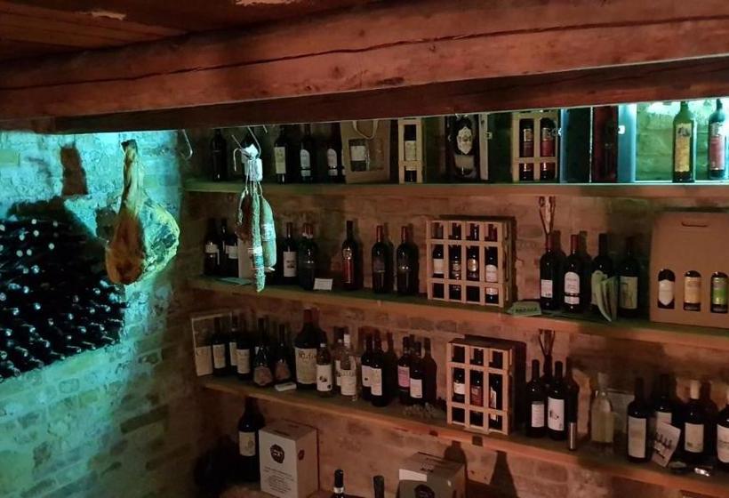 مبيت وإفطار La Neviera Nel Pozzo