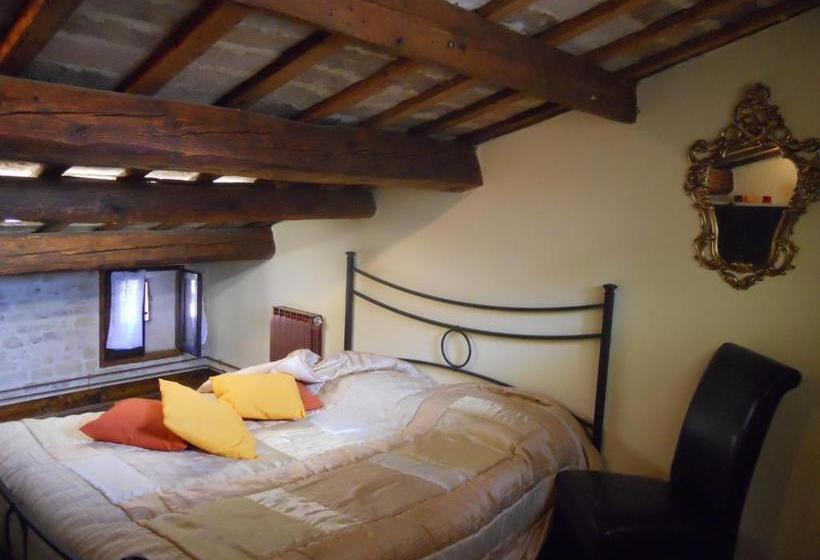 مبيت وإفطار La Neviera Nel Pozzo