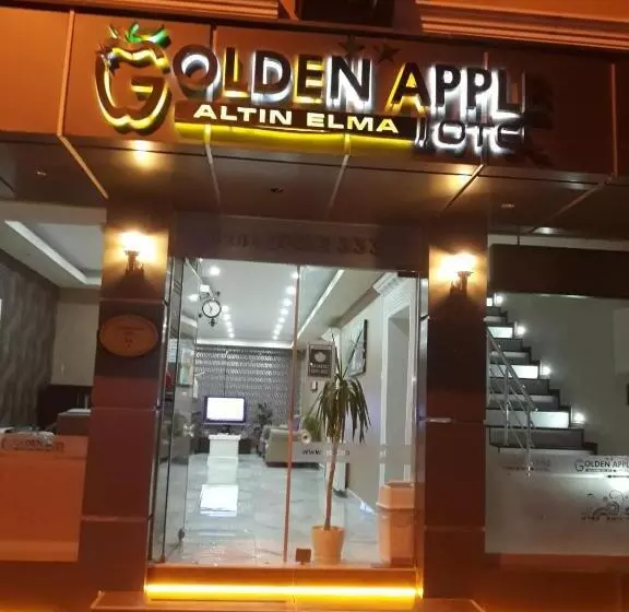 ホテル Golden Apple